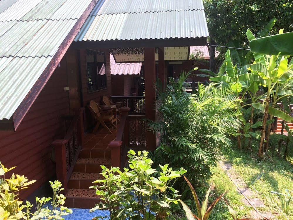 Ban Suan Klang Muang Resort Mae Hong Son Exterior photo