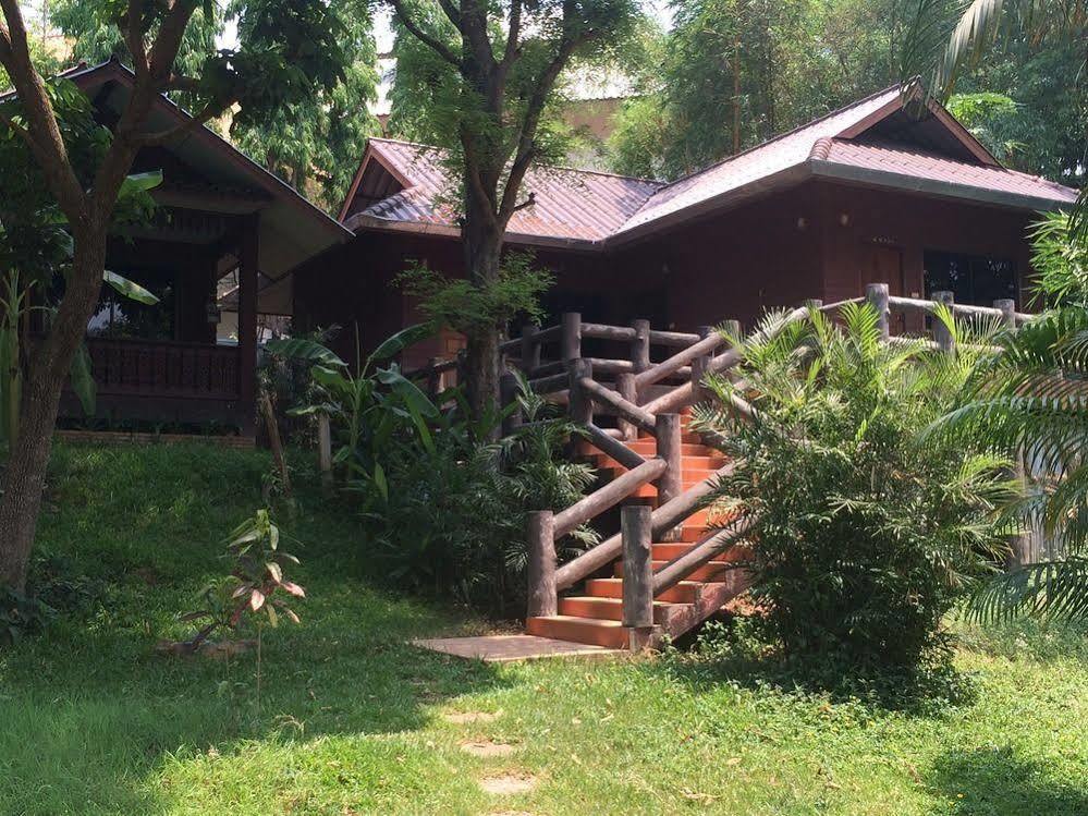 Ban Suan Klang Muang Resort Mae Hong Son Exterior photo