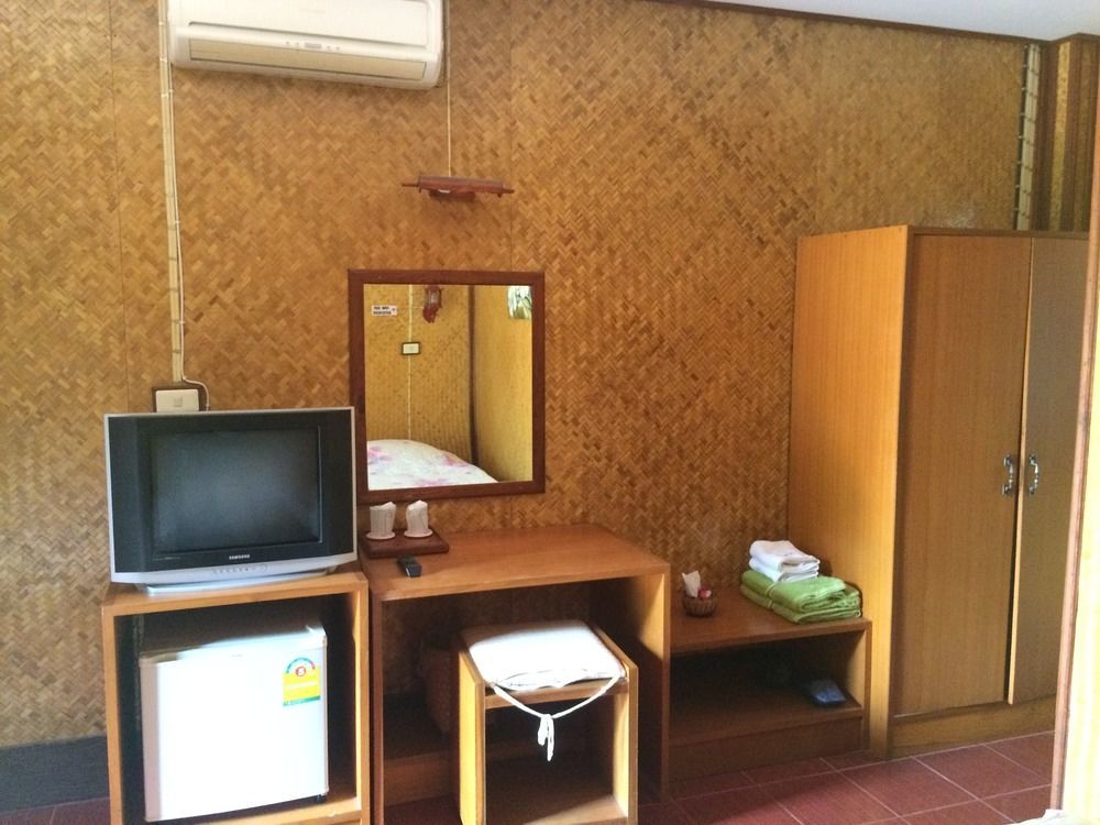 Ban Suan Klang Muang Resort Mae Hong Son Exterior photo